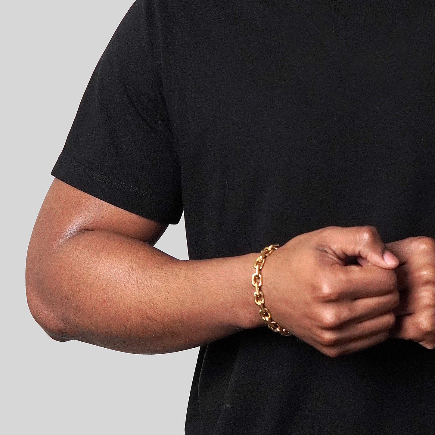 Men's Beveled Edge Rectangular Link Gold Chain Bracelet