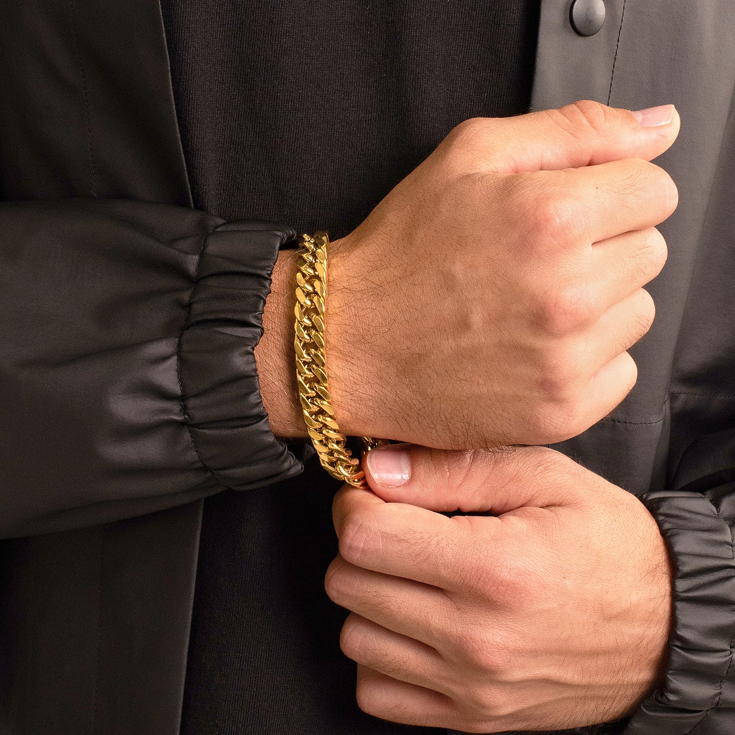 Men's Polished Stainless Steel Curb Chain Bracelet (10mm) - 8"