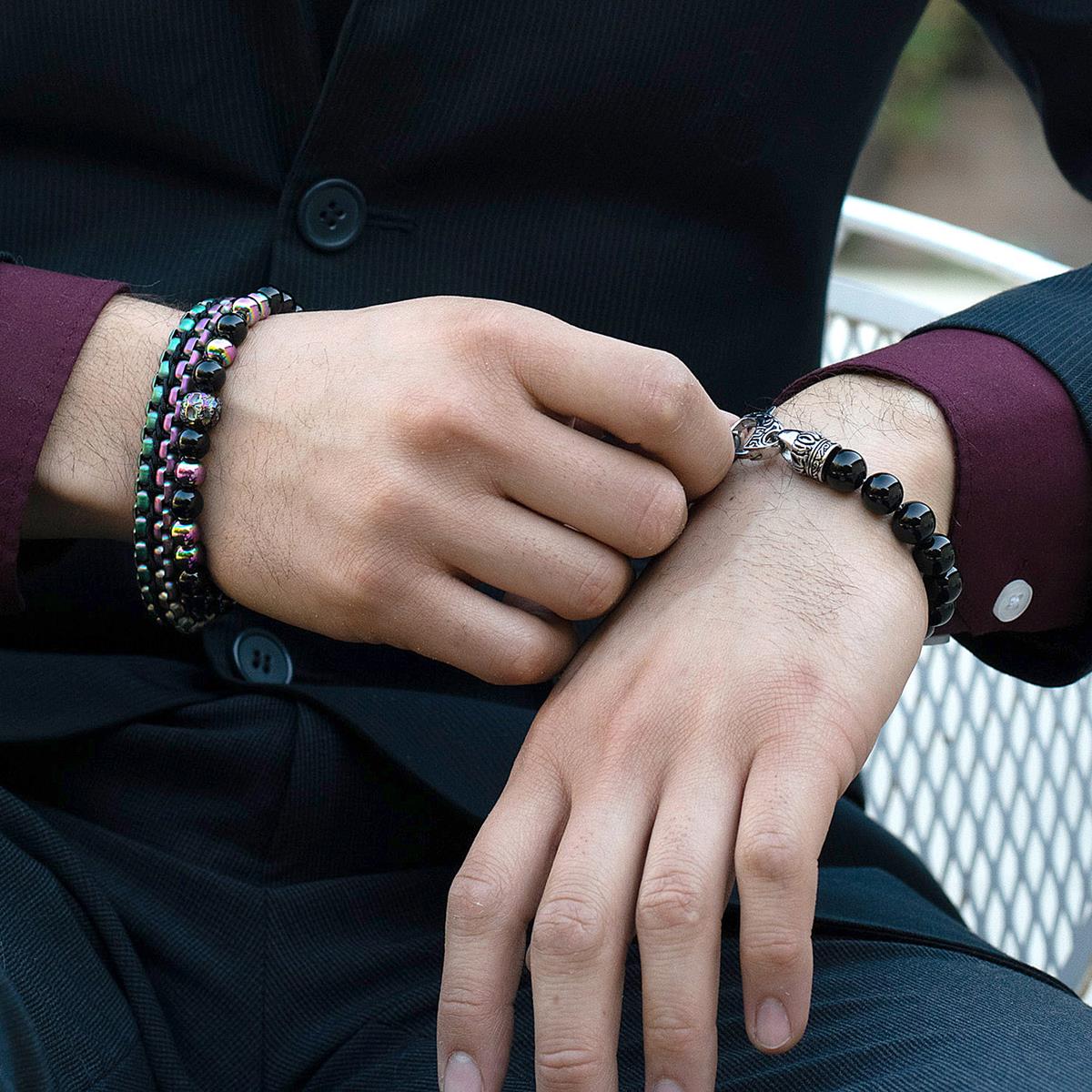 Crucible Jewelry 10mm Polished Black Onyx Bead Bracelet with Stainless Steel Antiqued Lobster Clasp