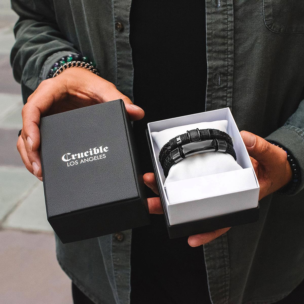 Men's Engravable Steel Plate Black Leather Bracelet