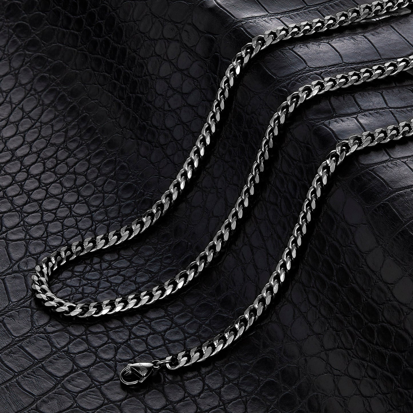 Men's Beveled Edge Curb Chain Black Steel Necklace