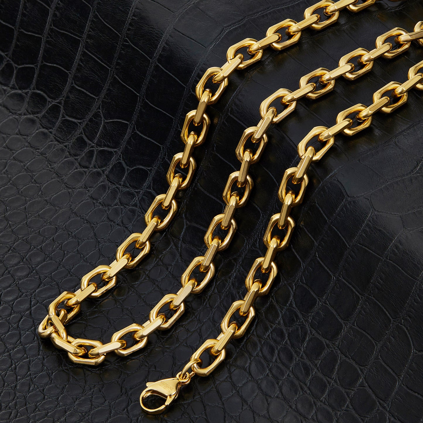 Invicta Jewelry Men's Beveled Edge Rectangular Link Gold Chain Necklace