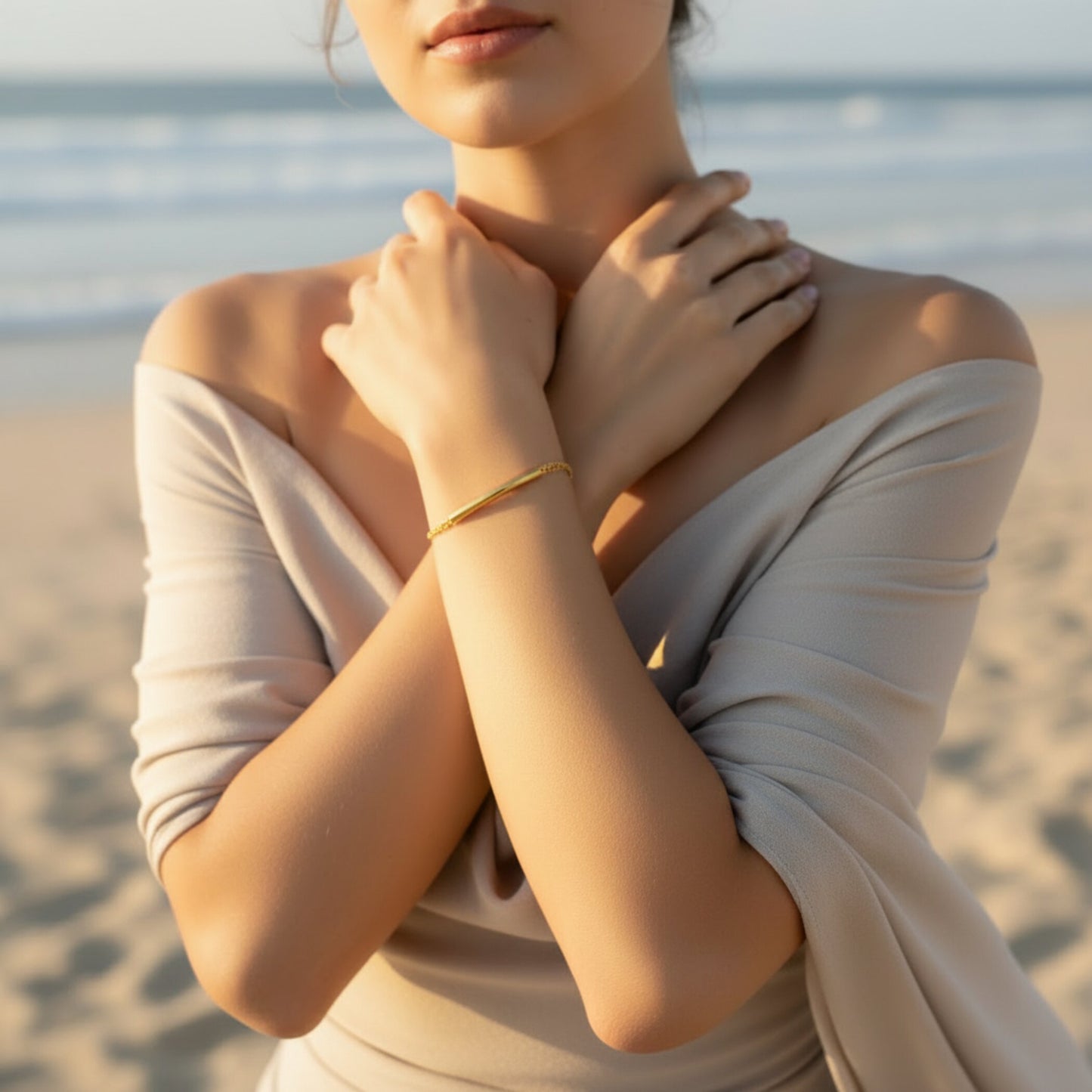 ELYA Polished Cylinder Bar Gold Plated Steel Chain Bracelet - 7"