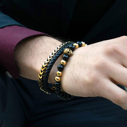 Polished Stainless Steel Skull and Polished Black Onyx Strech Bracelet