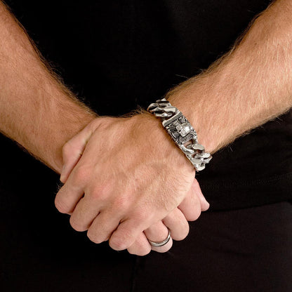 Men's Cubic Zirconia Eyes Skull Clasp Stainless Steel Curb Bracelet