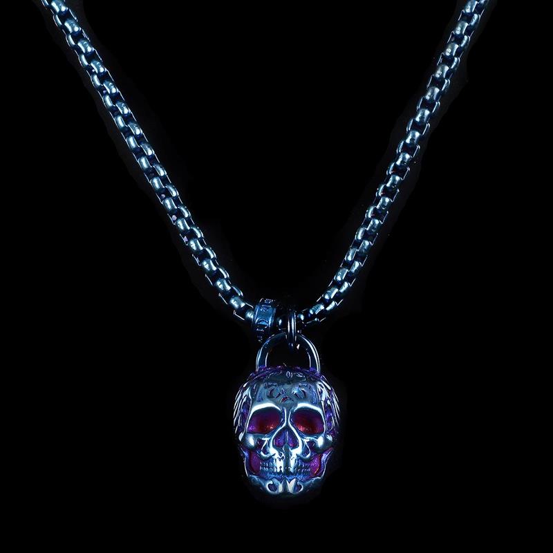 Crucible Los Angeles Blue Stainless Steel 25mm Skull Necklace on 24 Inch 4mm Box Chain